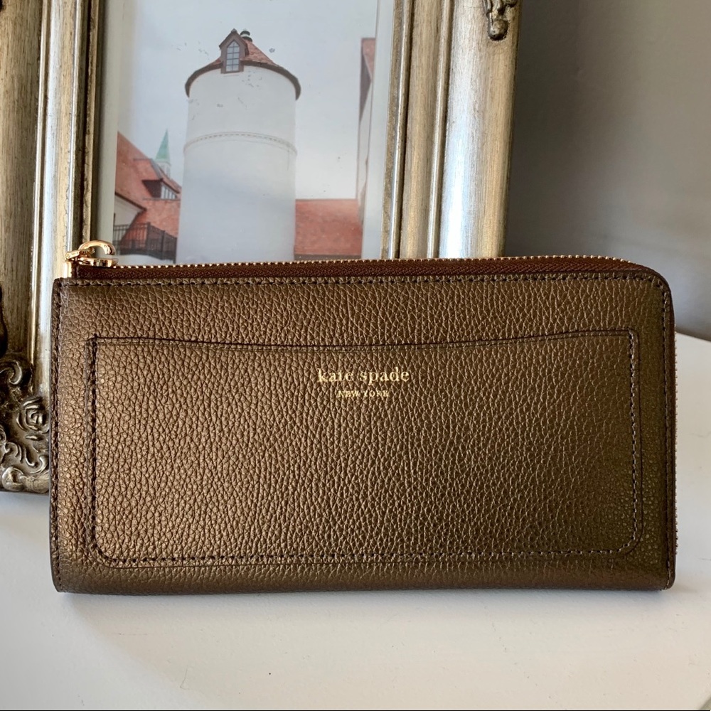 Kate Spade Large Zip Wallet - NWOT